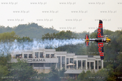 Gdynia - 4. przystanek Mistrzostw Swiata Red Bull Air...