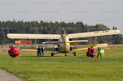 Aeroklub Gdanski w Pruszczu Gdanskim. Bryza Extra 2014....