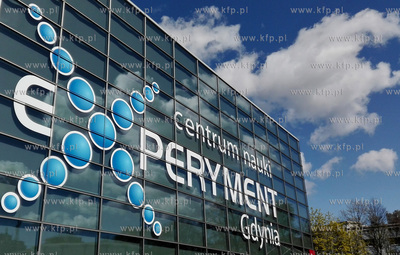 Gdynia. Centrum nauki Experyment w Pomorskim Parku...