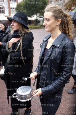 Sopot. Plac Przyjaciol Sopotu, Molo, Plac Konstytucji....