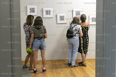 Wernisaż multimedialnej wystawy fotografii "Fotolokacja"...