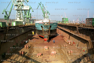 Stocznia Gdanska SA - grupa Stocznia Gdynia;
Gdansk...
