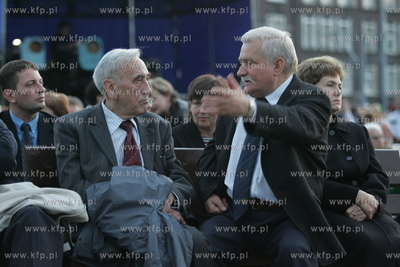 Gdansk, spektakl z okazji rocznicy podpisania porozumien...