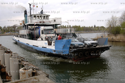 Prom samochodowo - pasazerski Wisloujscie utrzymujacy...