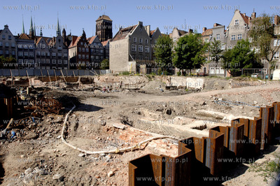 Gdansk. Budowa przez firme INPRO apartamentow Kwartal...