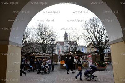 Wejherowo. Plac Jakuba Wejhera i Jarmark Bozonarodzeniowy....