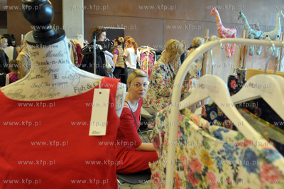 Targi mody, designu i mlodej sztuki Bakalie 13 w Europejskim...