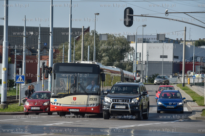 Gdańsk Chełm. Aleja Wincentego Witosa. Autobus miejski...