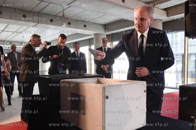 Poświęcenie i wmurowanie kamienia węgielnego pod...