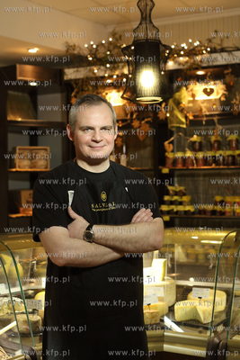 Grzegorz Jankowski, wlasciciel sklepu z serami farmerskimi...