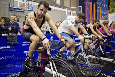 Kompleks Alchemia w Gdańsku. II edycja zawodów triathlonowych...
