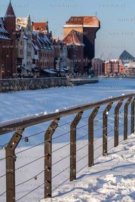 Gdańsk. Długie Pobrzeże zimą.  18.02.2021 fot....