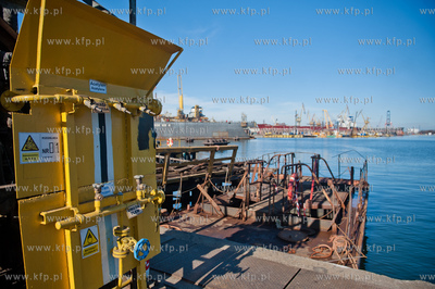 Gdansk. Stocznia Remontowa.
29.02.2012
fot. Mateusz...