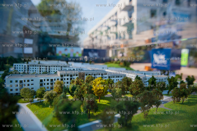 Gdansk. Konferencja prasowa orazz uroczyste zawieszenie...