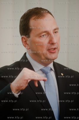 Gdansk. Lotos Petrobaltik. Konferencja prasowa poswiecona...