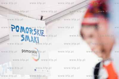 Gdansk. Impreza promujaca regionalne wyroby kulinarne...