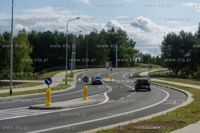 Gdansk. Nowo otwarta droga dojazdowa do przystanku...