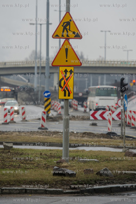 Gdansk. Przygotwania do zmian organizacji ruchu, polegajacych...