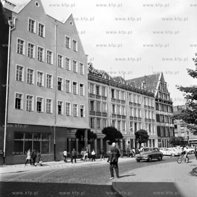 Dom Prasy przy Targu Drzewnym w Gdańsku.
04.1971
0000335z_kwiecien1971
Fot....