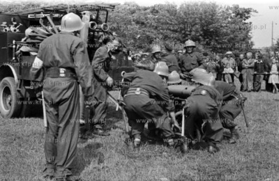 Zawody drużyn strażackich w Pruszczu Gdańskim. (Lata...