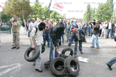 Kilka dni przed 25 rocznicą podpisania porozumien...