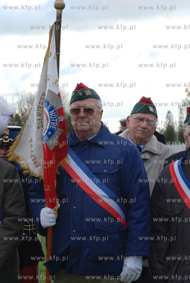 Swieto Niepodleglosci na francuskim cmentarzu wojskowym...