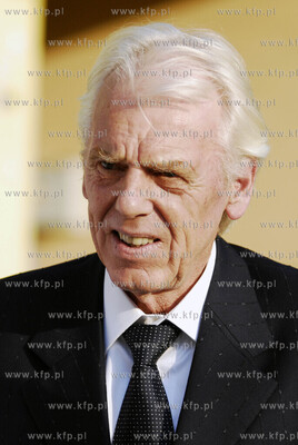 Otwarcie boiska pilkarskiego ze sztuczna nawirzchnia...