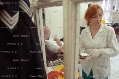 Kilkudziesieciu marynarzy, z usteckiego CSMW, oddalo...