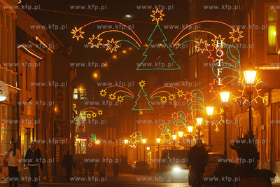 Iluminacja swietlna na Rynku Starego Miasta i ul. Sobieskiego...