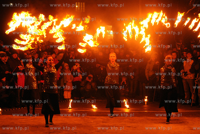 Bulwar Nadmorski w Gdyni. Wystep Trojmiejskiego Teatru...