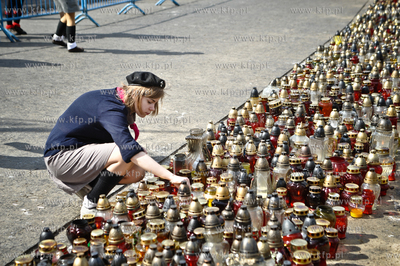 Pozegnanie pary Prezydenckiej na Krakowskim Przedmiesciu...