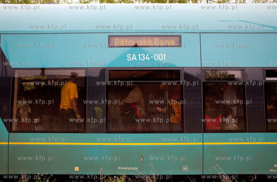 Bytów. Happening promujacy projekt Pomorskiej Kolei...