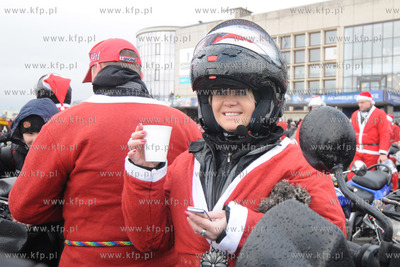 IX Zlot Mikolajow na Motocyklach w Trojmiescie. Na...