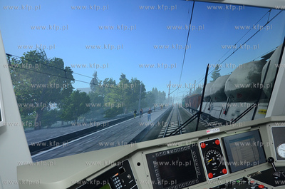 Gdynia. Prezentacja symulatora lokomotywy SIMTRAQ....