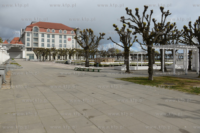 Sobota 25 kwietnia 2020 roku w Sopocie, godziny przedpołudniowe...