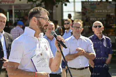 Sopot. Skwer Kuracyjny k. Molo. Wystawa fotografii...