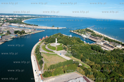 Westerplatte, oraz wejscie do Portu Gdansk, widziane...