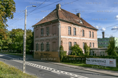 Klasycystyczny dwór w Gdańsku Lipcach, zbudowany...