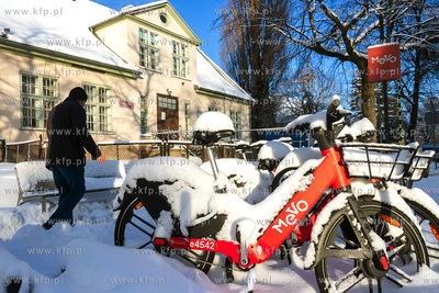 Stacja Mevo przy ulicy Wojska Polskiego w Pruszczu...