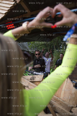 Wisłoujście - letnie święto muzyki elektronicznej...