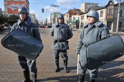 Realizacja filmu Czarny Czwartek na rogu ul. 10 Lutego...