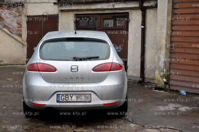 Samochody z rejestracjami spoza Gdanska zaparkowane...