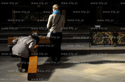 Gdańsk Wrzeszcz. Wielkanoc. Wielka Sobota w kościele...
