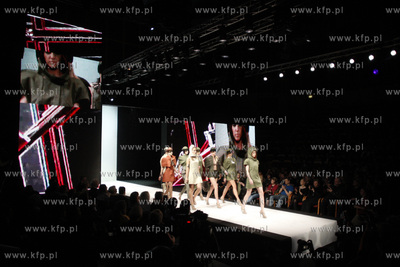 Gdansk. Gala Bursztynu i Mody Amberif 2011. Nz Nz ...