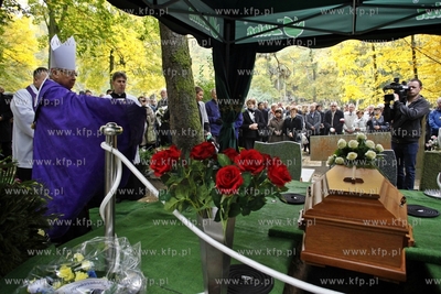 Pogrzeb prof. Andrzeja Zbierskiego na cmentarzu Srebrzysko...