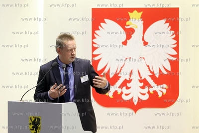 Urzad Marszalkowski w Gdansku. Konferencj?a - Pomorska...