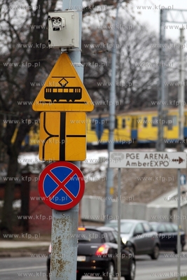 Kamera rejestrujaca wykroczenia drogowe na ulicy Hallera...