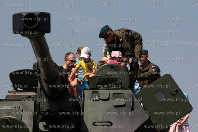 Piknik Lotniczy w 49. Bazie Lotniczej w Pruszczu Gdańskim.
13.06.2015
fot....