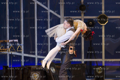 Opera Bałtycka. Opera TU  ! TU ! W pacowni zegarmistrza....