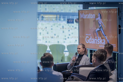 Konferencja prasowa, na której poinformowano dziennikarzy...